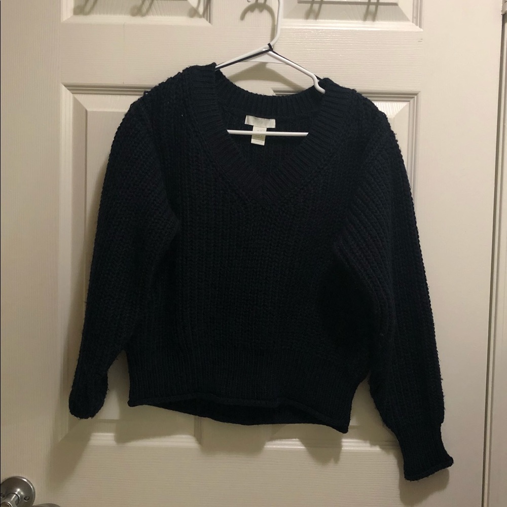 H&M v-neck navy sweater